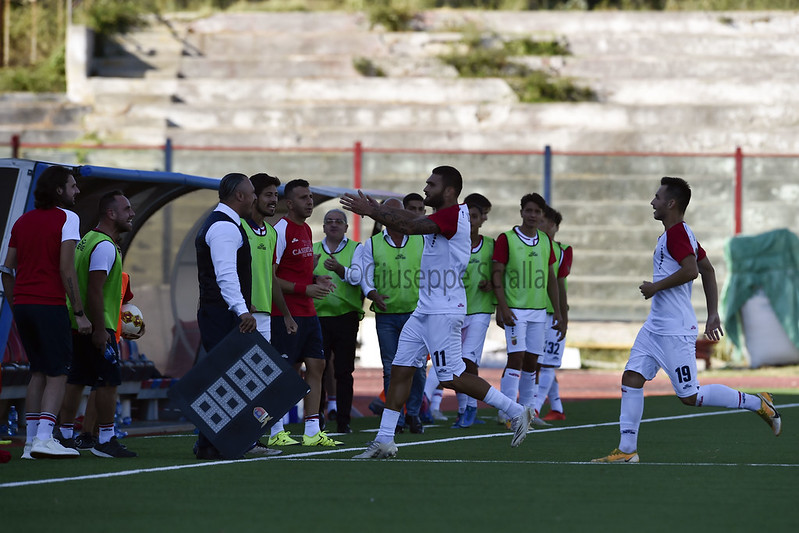 Per la Casertana vittoria in rimonta contro il Nola, la fotogallery