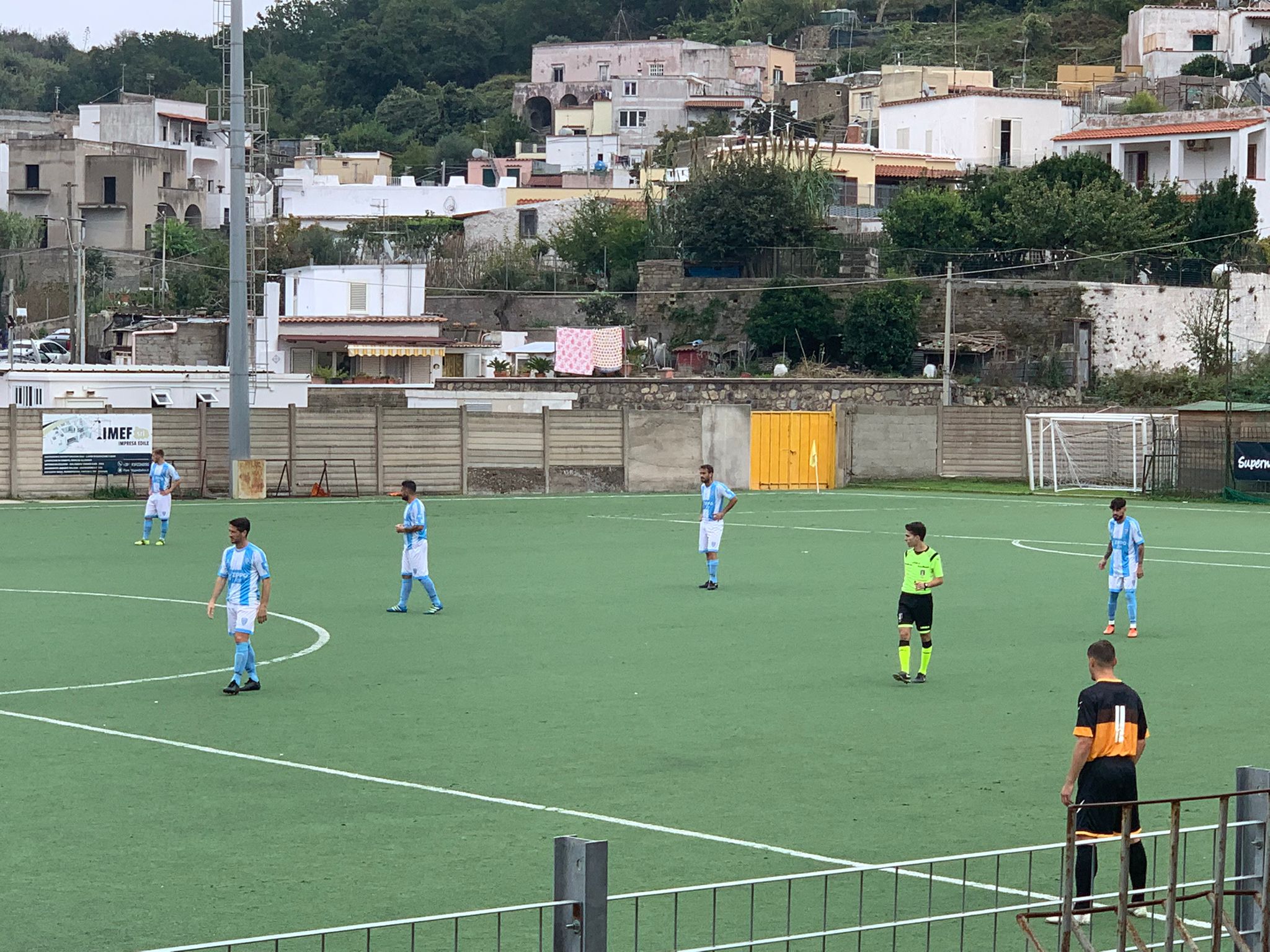 ALBANOVA SPUMEGGIANTE. I biancoazzurri espugnano Barano D’Ischia con un tris