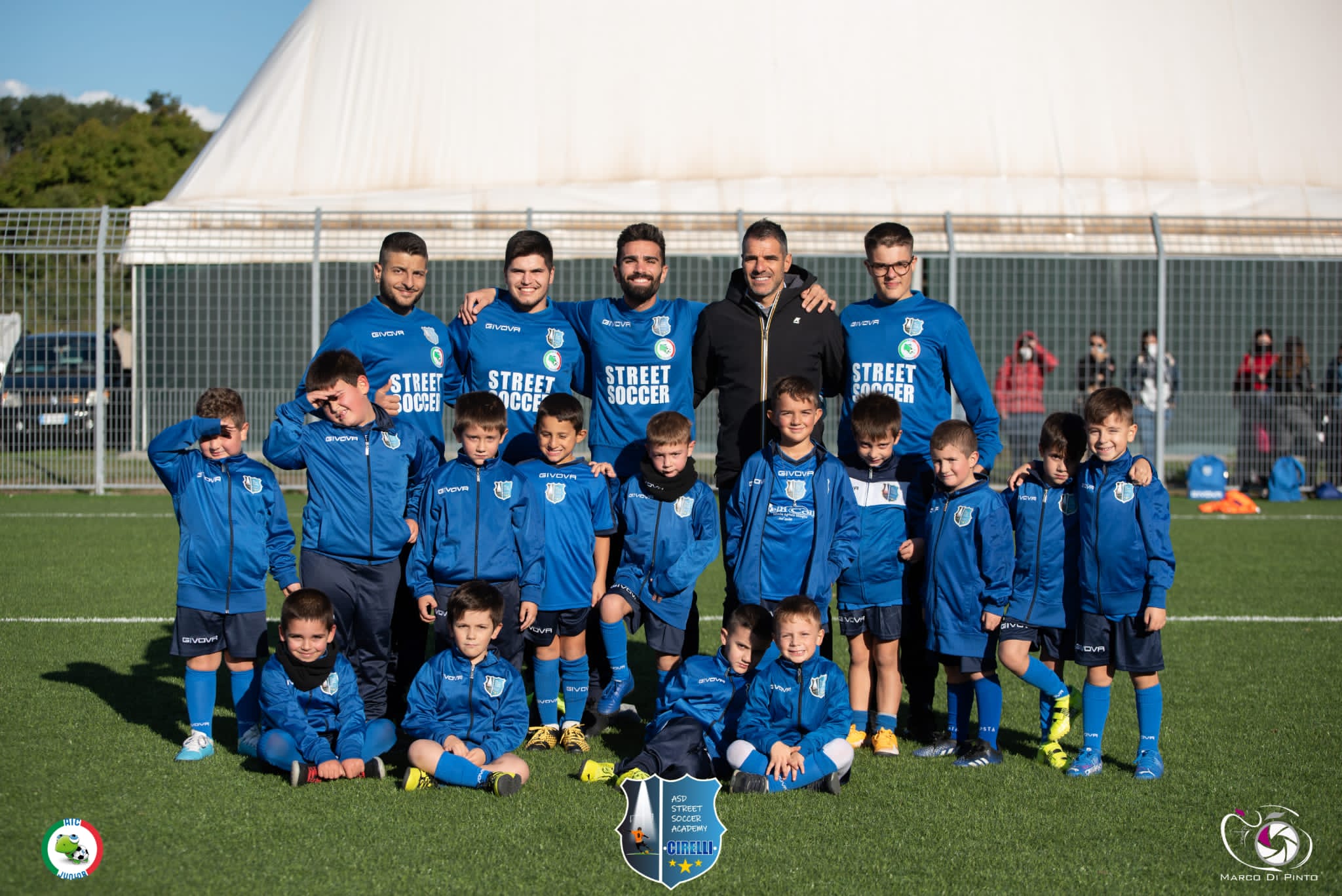 SIMONE PERROTTA INCONTRA LA STREET SOCCER ACADEMY CIRELLI. Il Campione del Mondo ospite a Galluccio della scuola calcio casertana