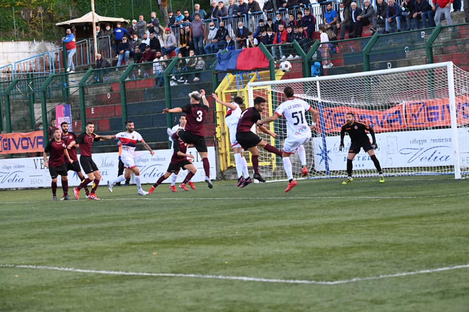 LA GELBISON SI CONFERMA CAPOLISTA. Il Real Aversa lotta, ma cade al “Morra”