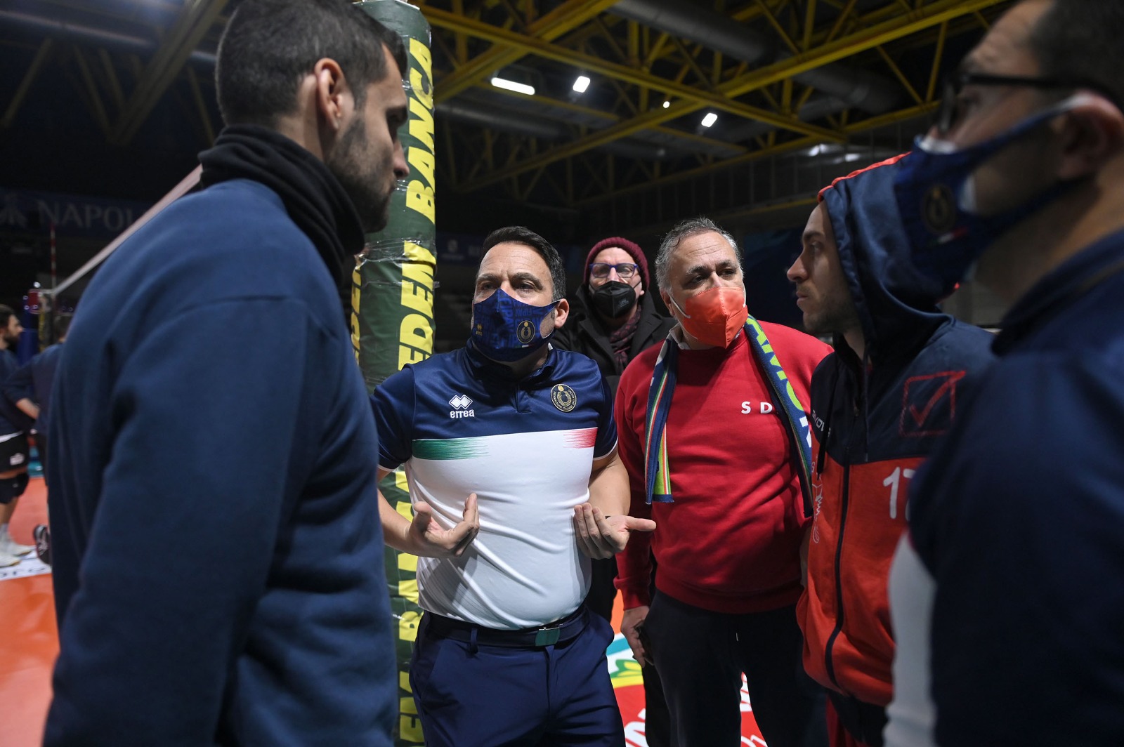 CLAMOROSO AL PALAJACAZZI. Niente derby tra Aversa e Ottaviano, arbitri costretti a rinviare la sfida