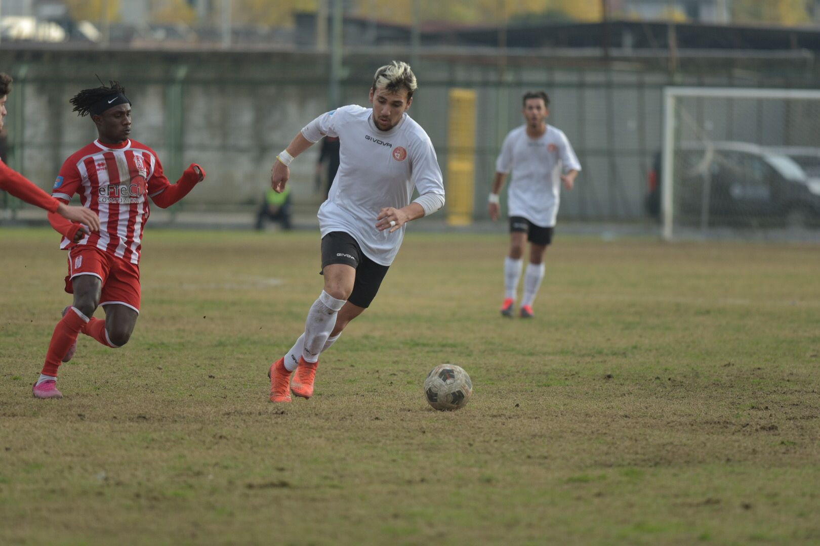 REAL AVERSA IN CADUTA LIBERA. Il Rende espugna il “Bisceglia” e complica i piani normanni
