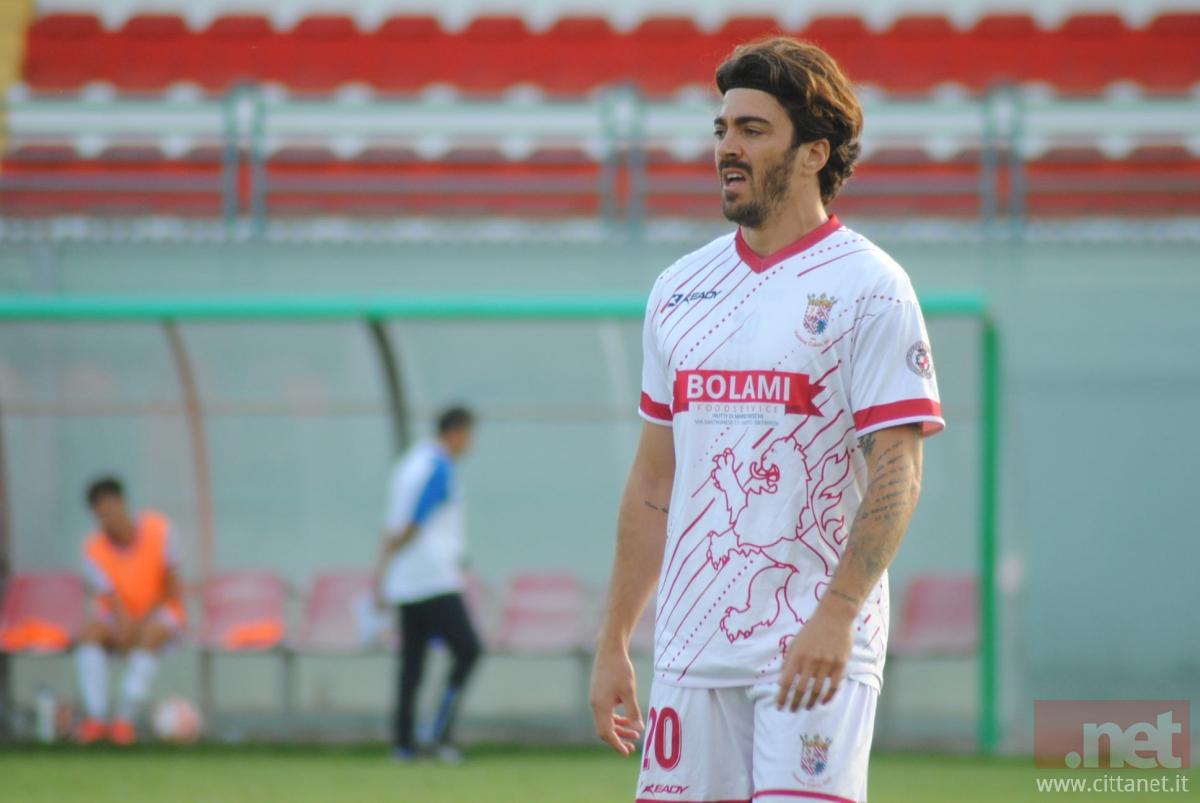 DUELLO TRA BIANCOROSSI. Aurora Alto Casertano ospite della Vastese, dalla trequarti in su due pezzi da novanta tra gli abruzzesi