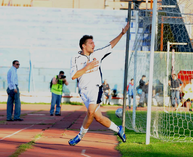 NOSTALGIA CANAGLIA. L’emozione dell’ex Guadagnuolo: “Casertana l’amore della mia vita calcistica. Vorrei che domenica non arrivasse mai…”