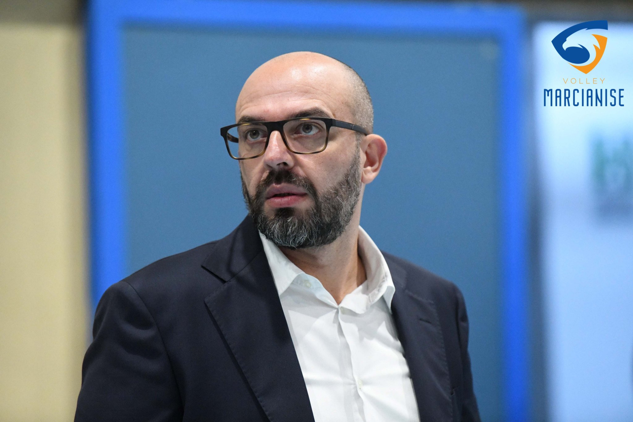 UN MESE PER L’ESORDIO AL PALAMORO. La Dist&log tende la mano al Comune, Sgueglia: “Una sinergia con la politica per giocare finalmente a Marcianise”