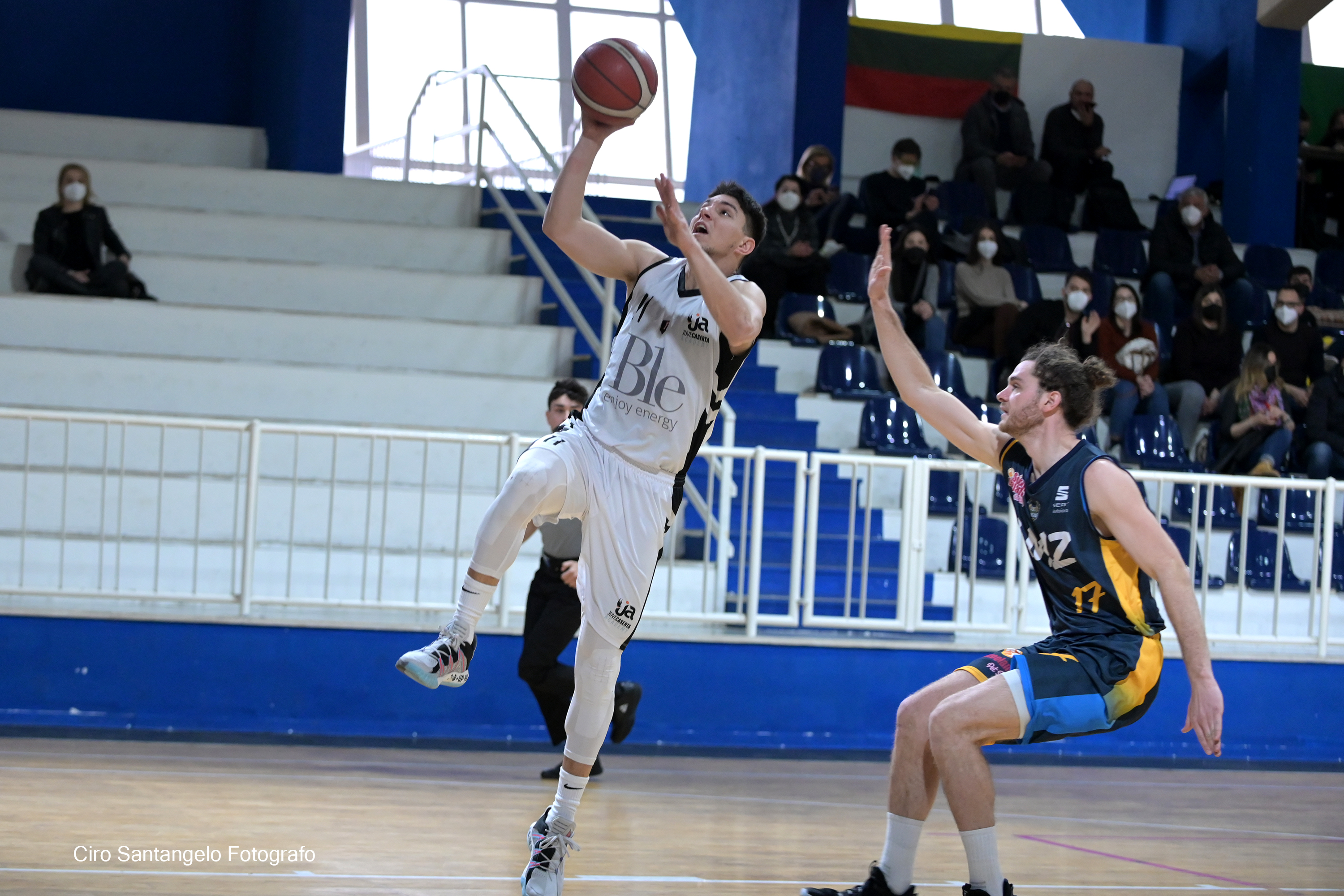 Troppe assenze, la Juvecaserta Academy cede in casa a Lamezia