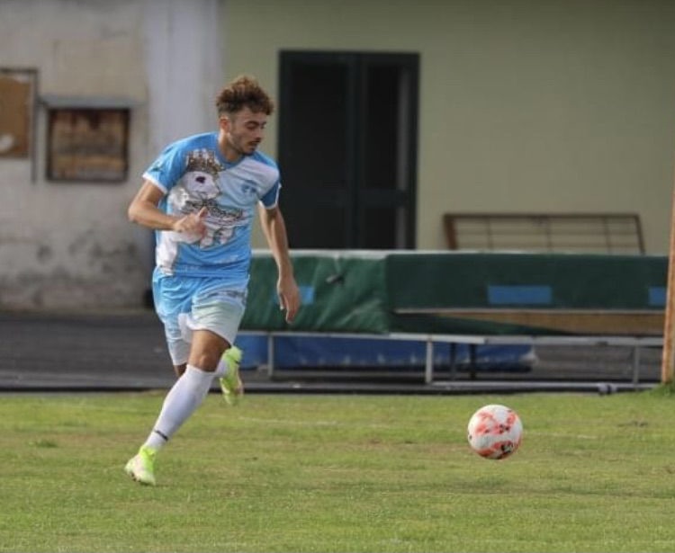 CASAL DI PRINCIPE, BOUCHOUCHA AI SALUTI. Il duttile difensore alla ricerca di nuova nuova sistemazione