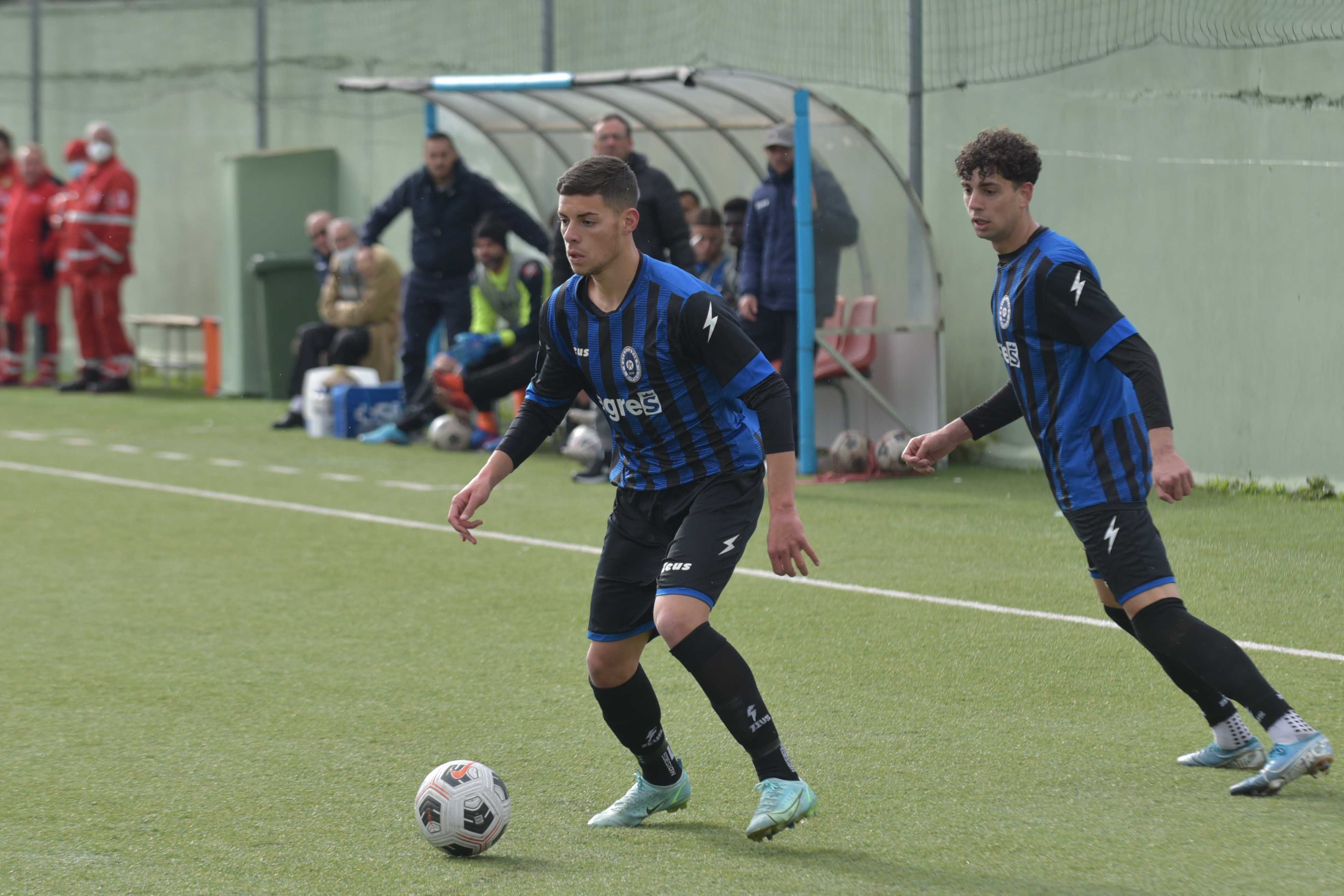 Altra pedina a centrocampo per il Gladiator, rinnova Perrino: “Con il supporto dei tifosi ci attende una grande stagione”