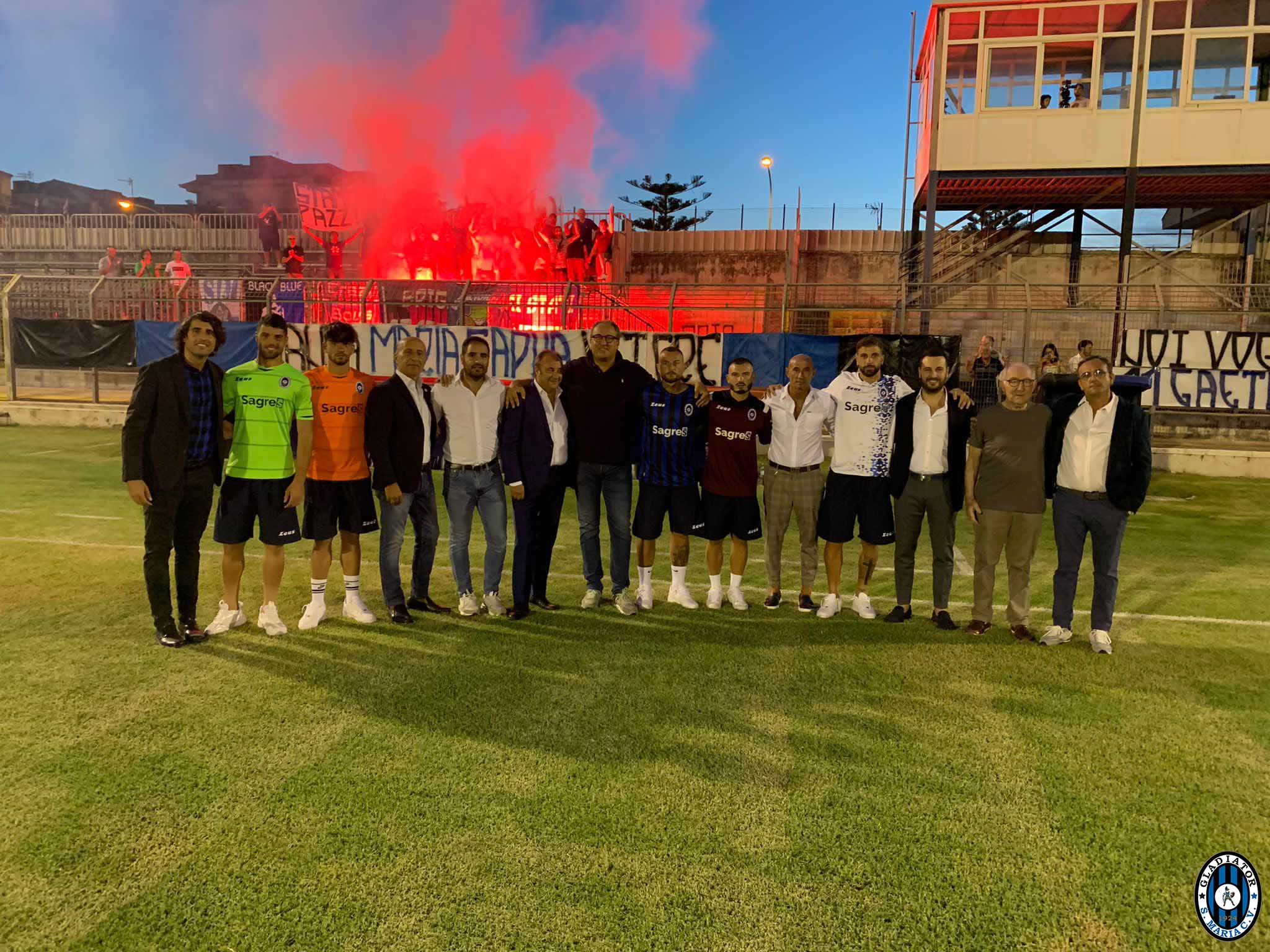 LA PRESENTAZIONE AL PICCIRILLO. Gladiator pronto ad una nuova sfida, De Felice: “Tutti possiamo dare ancora di più”. Valletta: “Primo step riempire lo stadio”