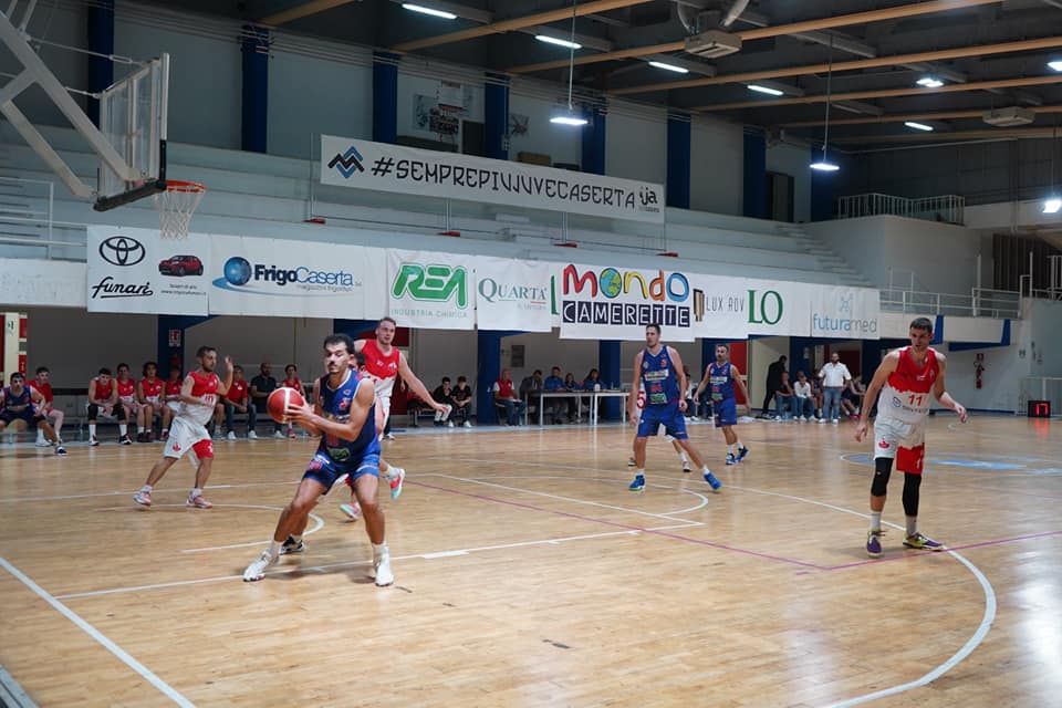 CONTRO RENDE. Successo interno per la Mondo Camerette One Team Basket Caserta
