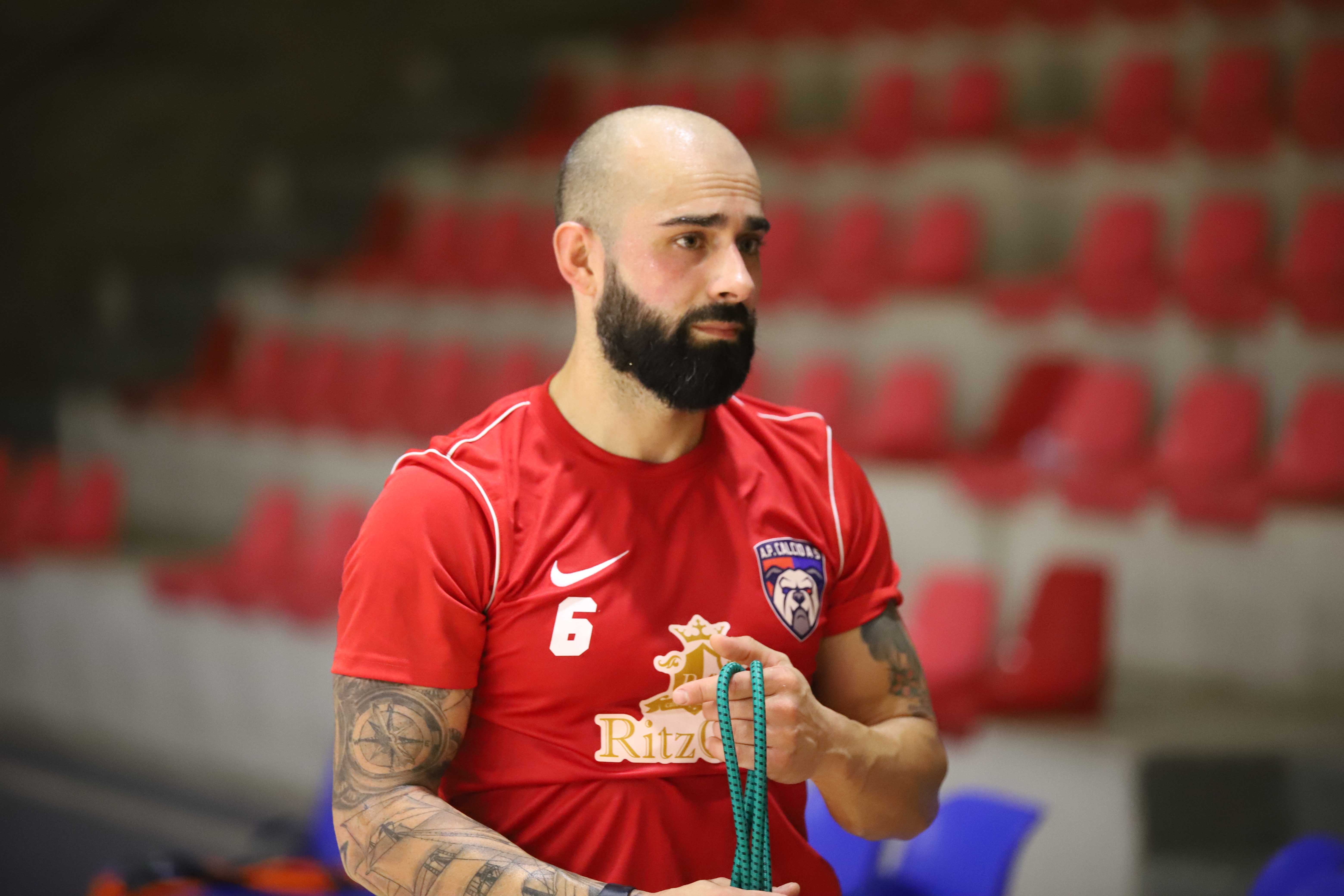 LA LAZIO SULLA STRADA DELL’AP. De Crescenzo carica i rossoblù: “Avversario esperto ma dobbiamo dare tutto per iniziare a fare punti”