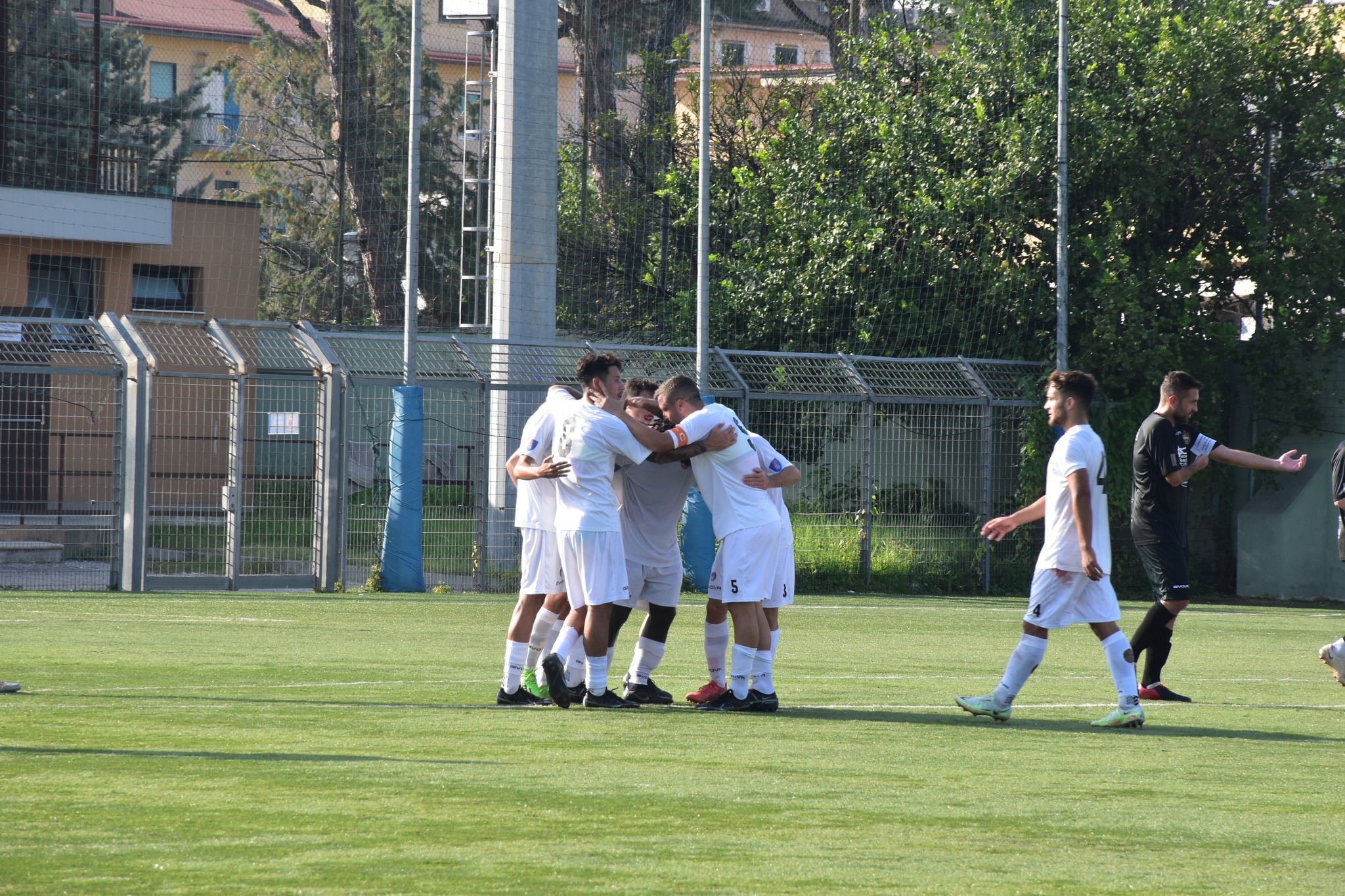 REAL AVERSA, BEFFA NEL FINALE. Il Castrovillari riacciuffa il pari