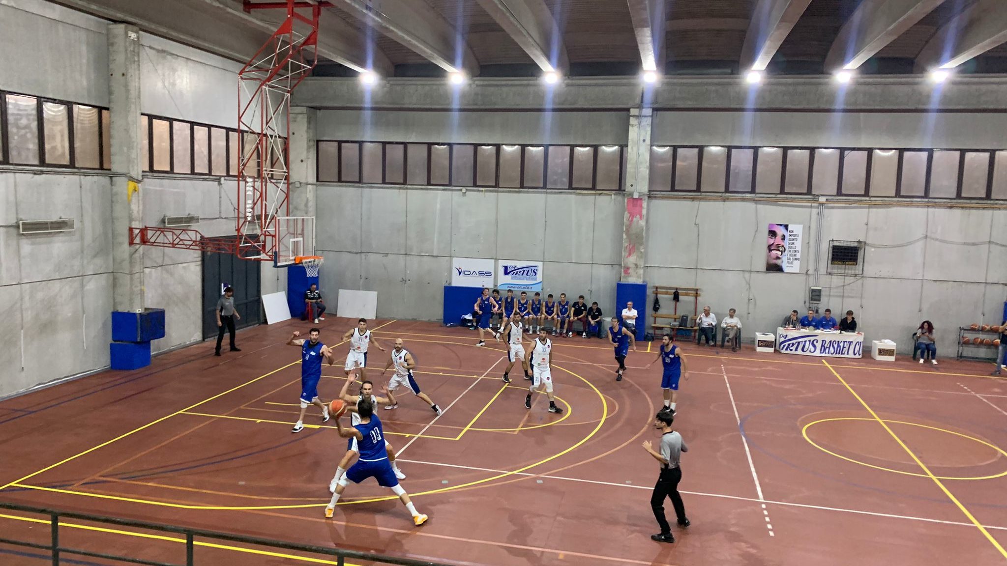 PRIMA VITTORIA PER LA VIDASS VIRTUS 04 CURTI. Stasera recupero contro il Cap Nola