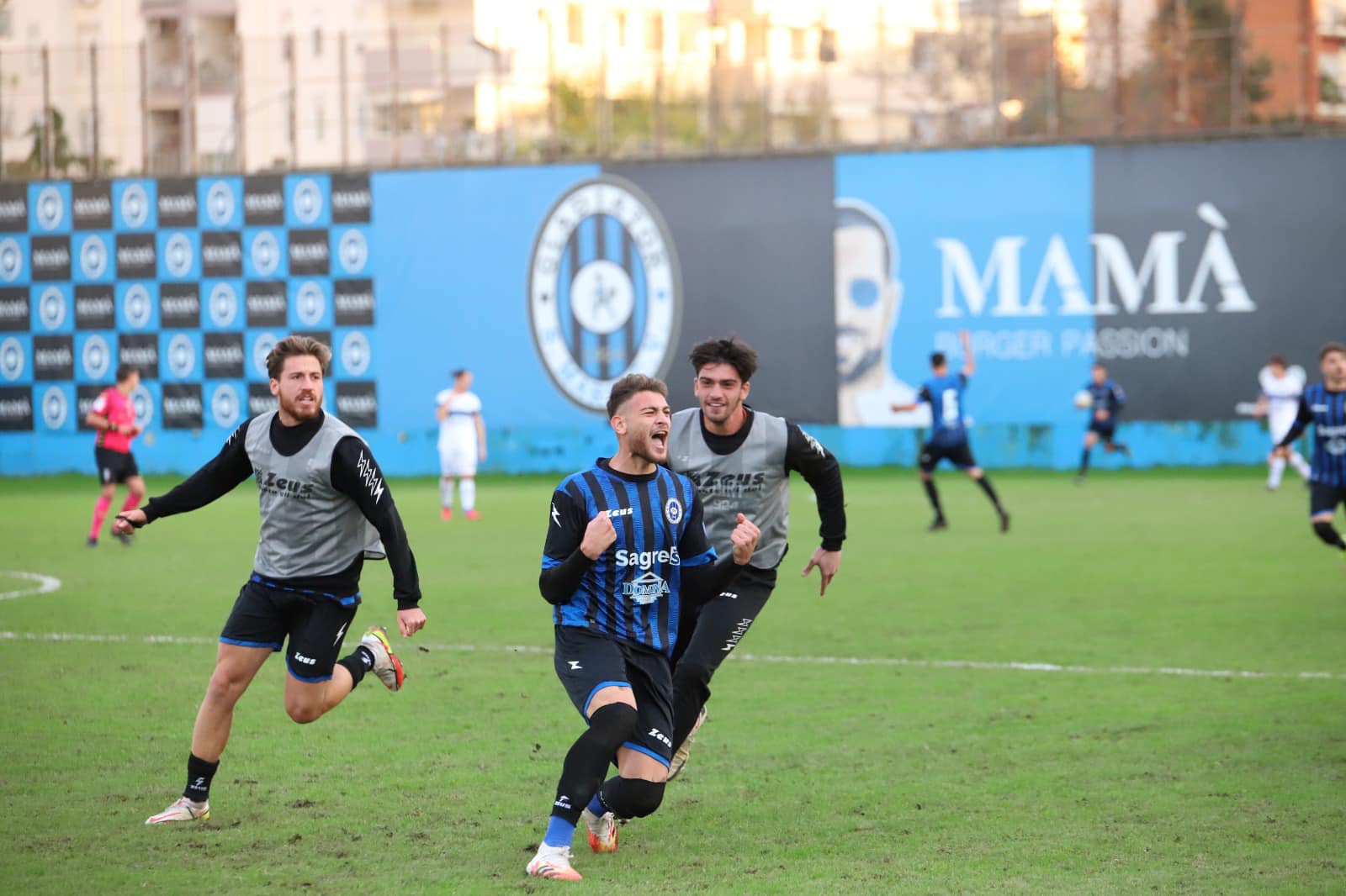 RIMONTA DA URLO DEL GLADIATOR. Martina Franca avanti 1-3 all’85’: super Messina firma il pari