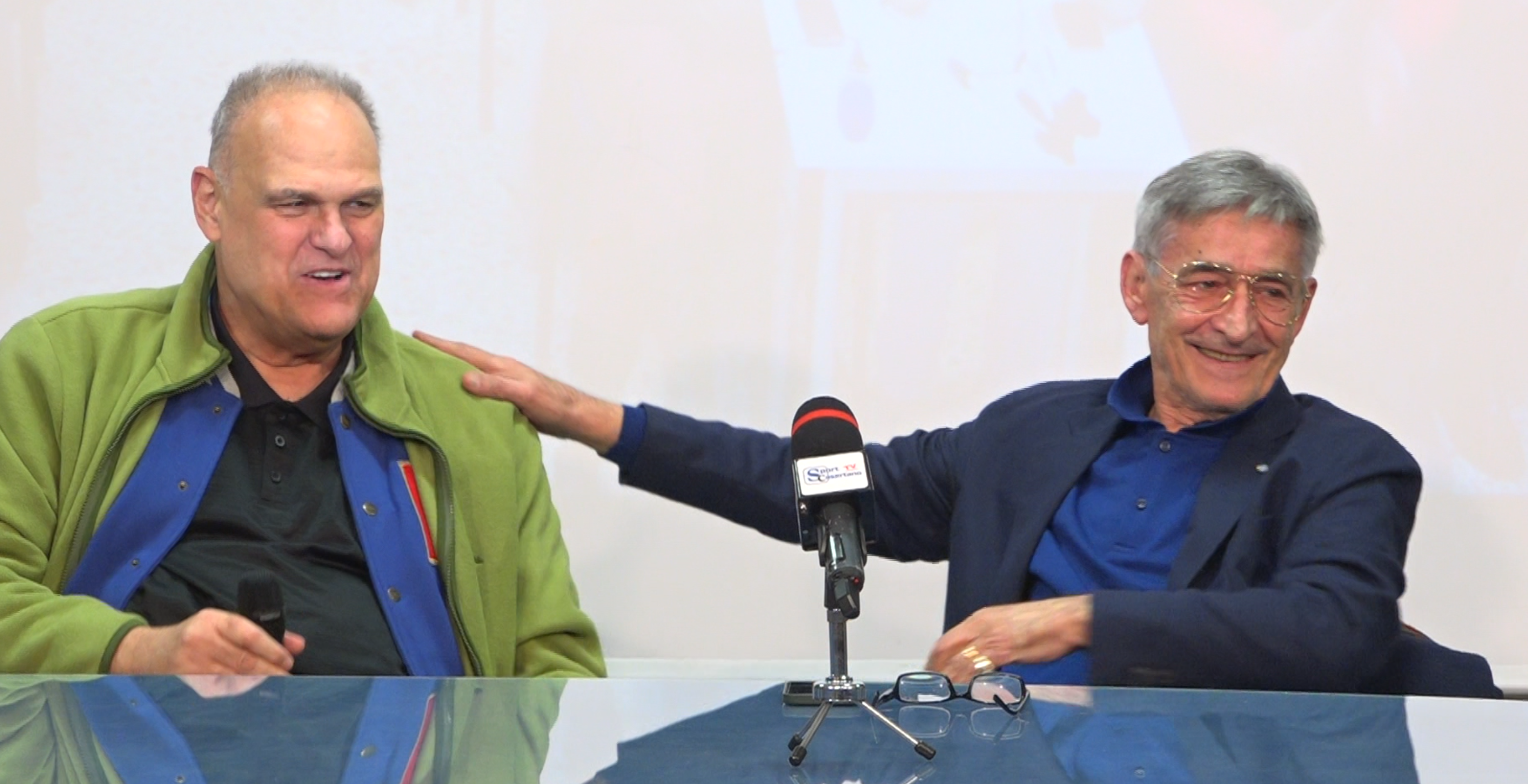 VIDEO. L’emozione di Oscar: “Vi racconto la mia favola casertana. Per sempre grato a Tanjevic. L’addio del ’90? Chiedetelo a chi mi mandò via…”