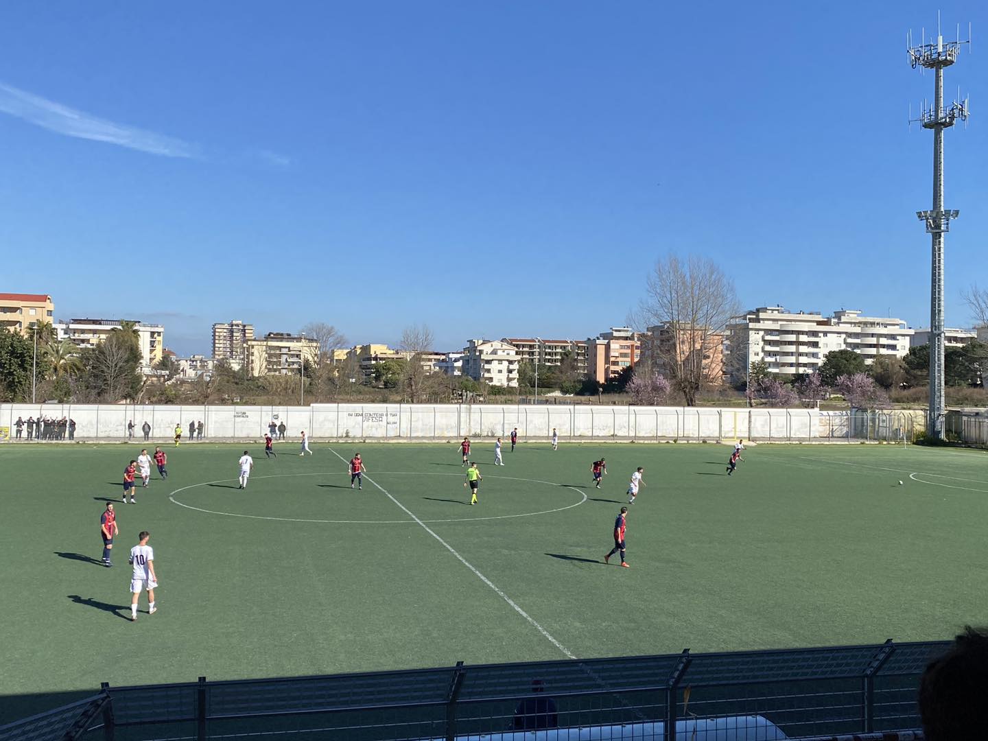 VA ALLA SESSANA LA SFIDA TRA CASERTANE. I gialloblù rischiano contro la Sanciprianese, la decide un super-Marraffino