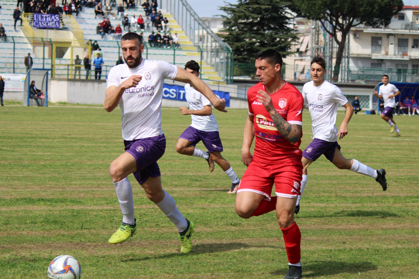 CASORIA A VALANGA. Cinquina al malcapitato Villa Literno