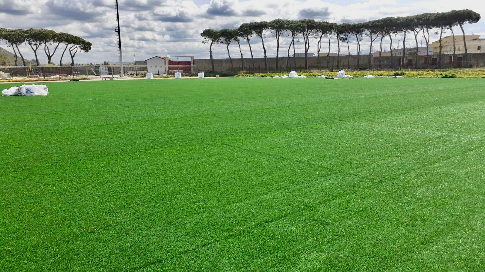 Il manto sintetico di Mondragone