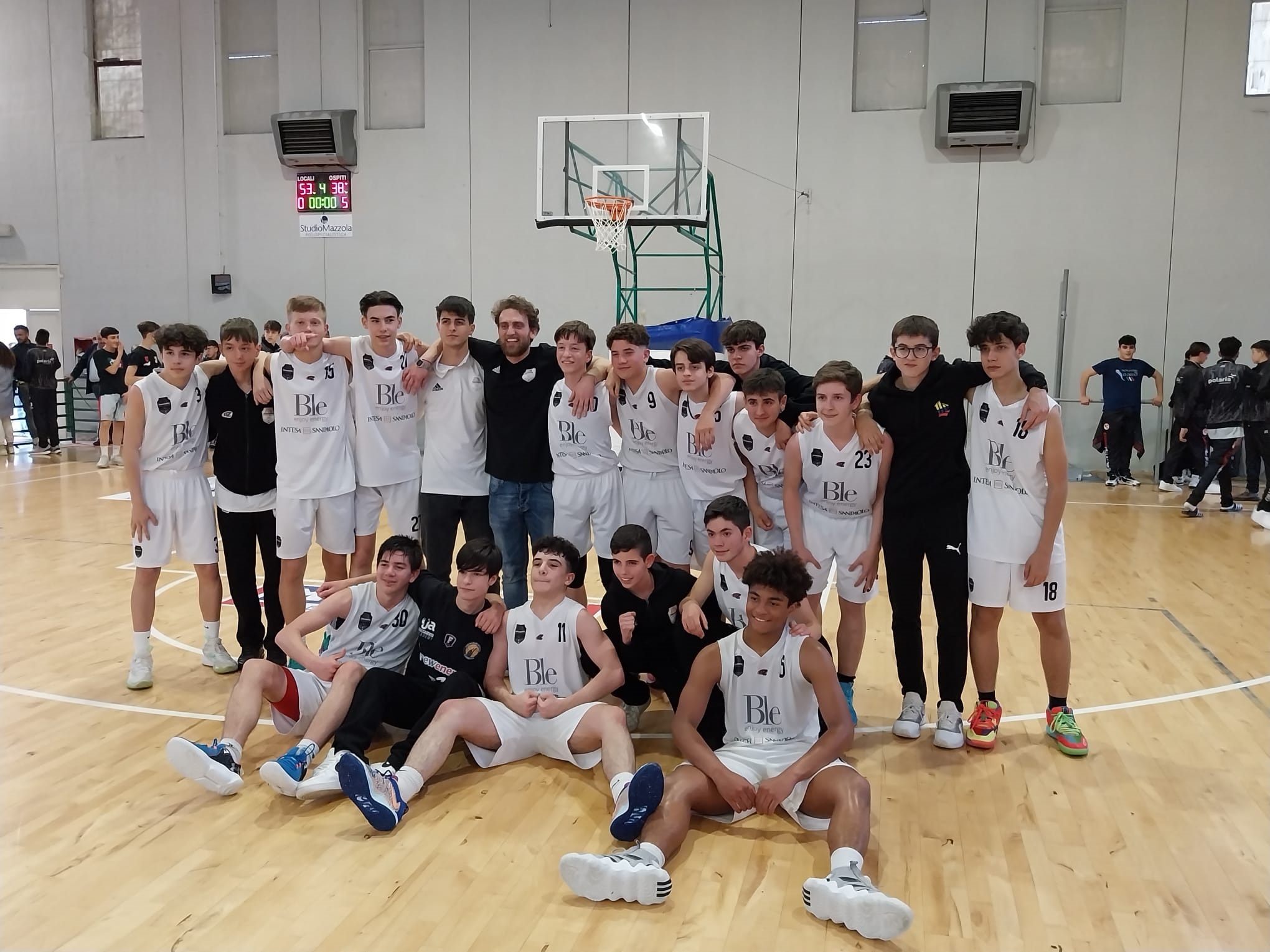 GIOVANI BIANCONERI SUL TETTO DELLA CAMPANIA. La Juvecaserta si regala un doppio trionfo: under 15 e 17 campioni regionali