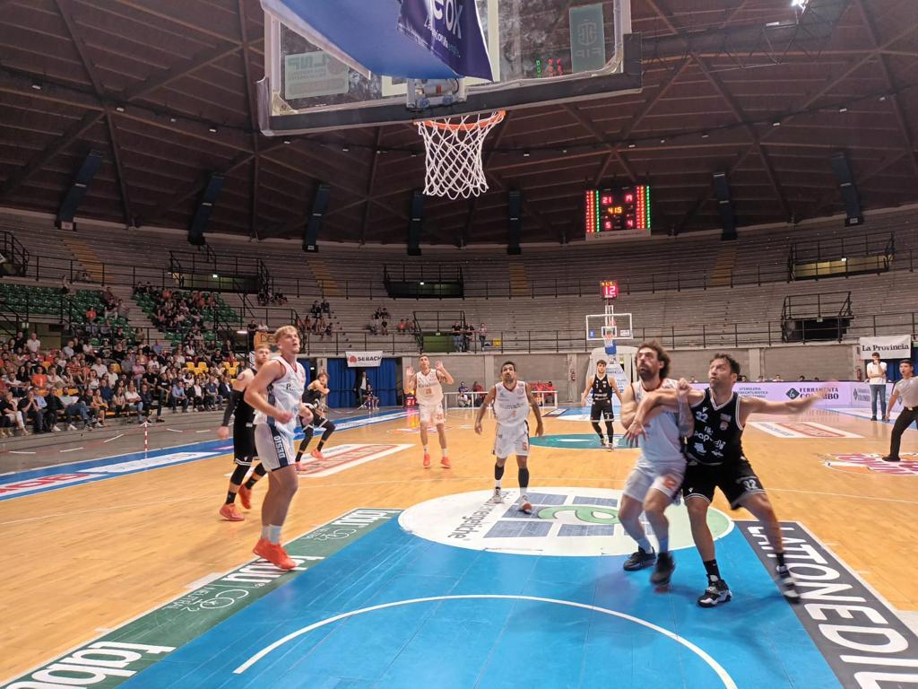 FALSA PARTENZA. Desio fa la lepre, per la Juvecaserta un vano inseguimento. Bianconeri ko all’esordio