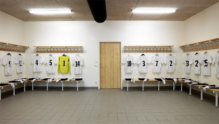 LA DENUNCIA. L’Isola di Procida: “Derubati soldi ed oggetti durante la gara con la Cellolese”