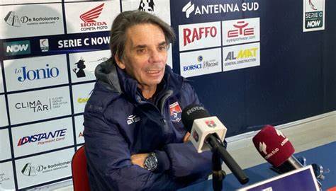 LA CRITICA. Capuano: “Tutte ballerine nel Taranto. Casertana ha vinto col minimo sindacabile”