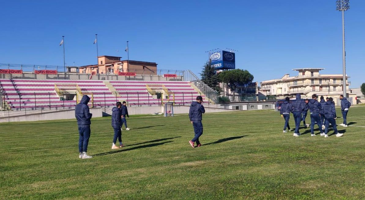 IL CASORIA NON SI PRESENTA. Vittoria a tavolino del Castel Volturno ma…: per la rivolta palla al Comitato