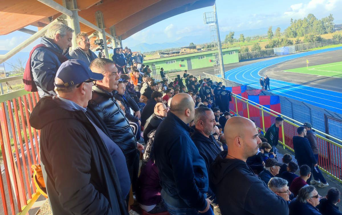 REAL GRAZZANISE INARRESTABILE! Stadio strapieno: poker al Teano con un Parente ritrovato