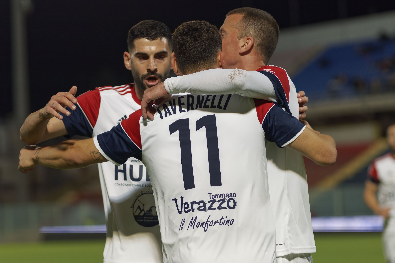 STRAORDINARIA PROVA DI FORZA DELLA CASERTANA. Gioca più di un’ora in dieci e porta a casa tre punti d’oro