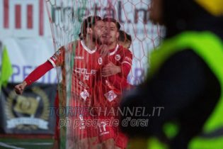 L’esultanza di Guida (foto di Pasquale D’orsi)