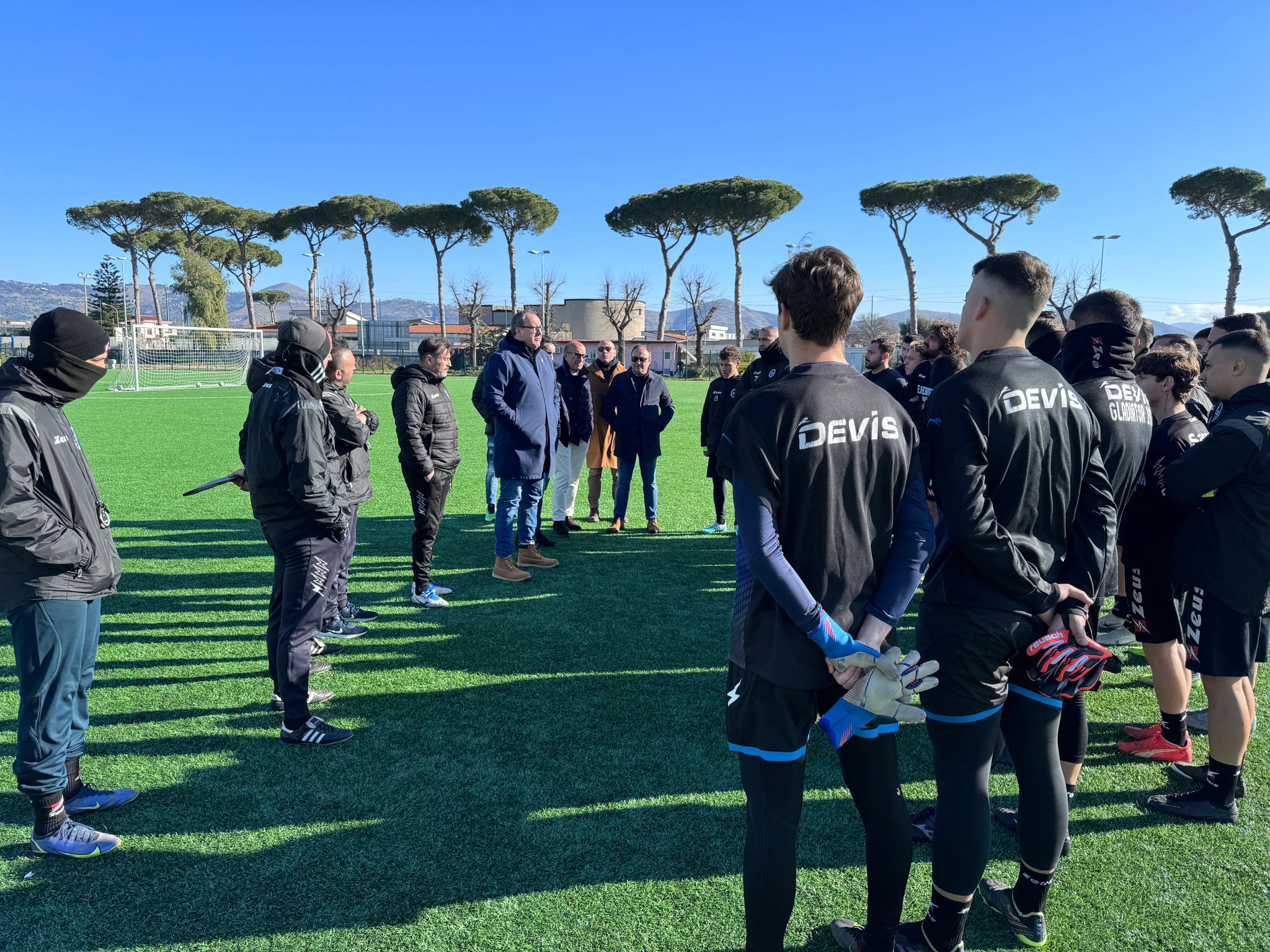 VISITA SPECIALE. Gladiator, alla rifinitura società e amministrazione a colloquio con la squadra