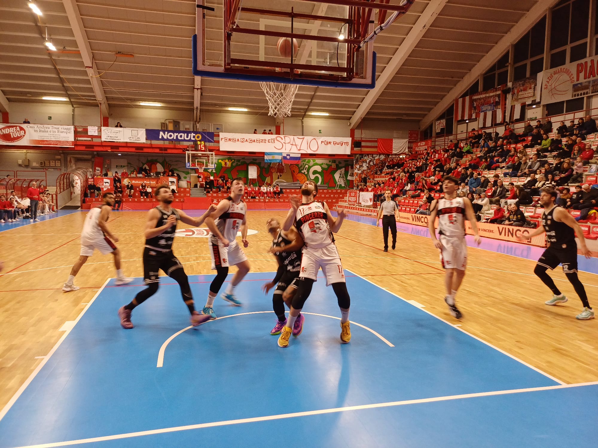 La Juve resta in partita fino alla fine ma vince la Bakery Piacenza