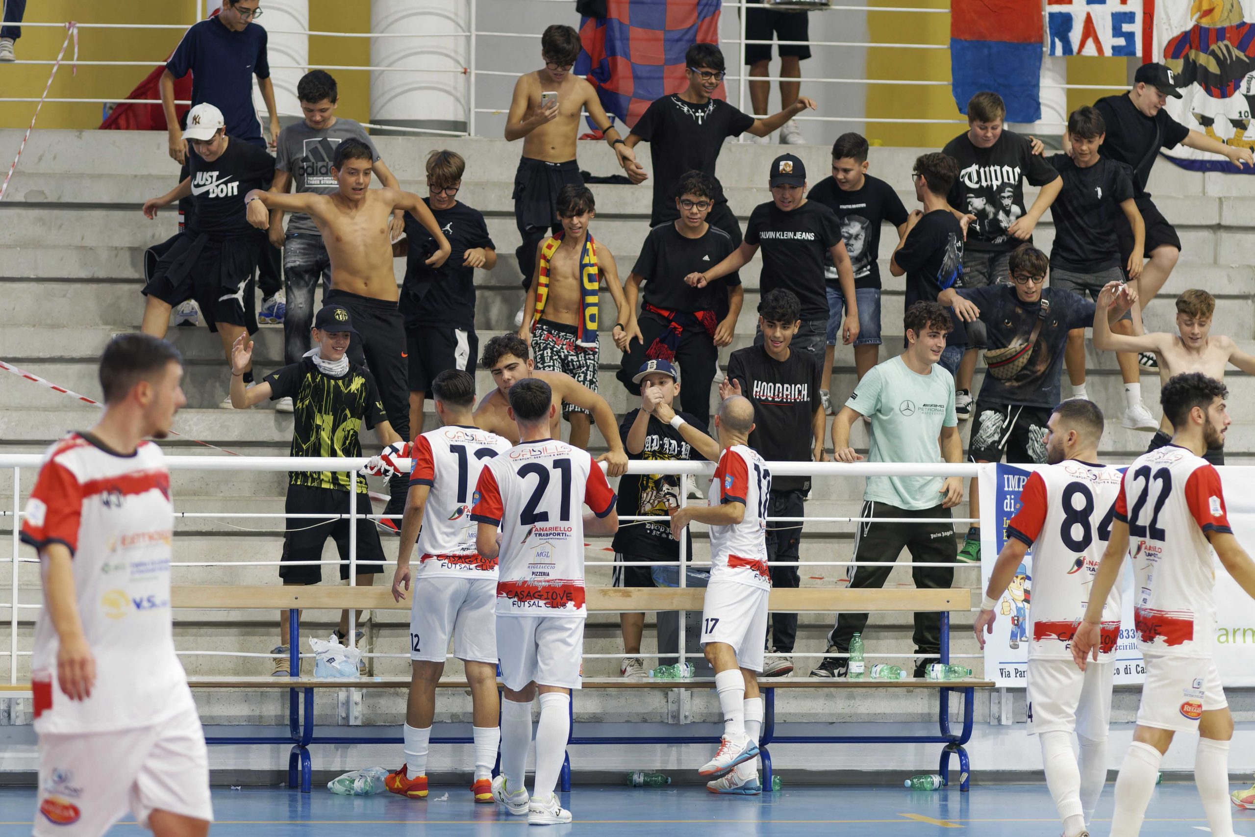 CASAGIOVE STRATOSFERICO. I rossoblu’ espugnano Marigliano e sono soli al terzo posto!