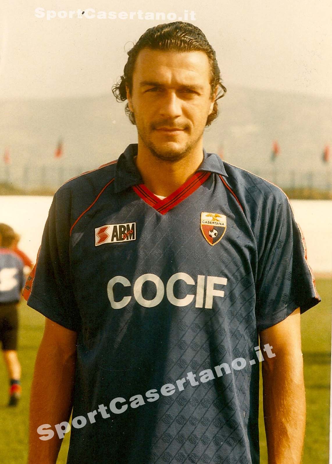 LA QUALITA’ A CENTROCAMPO. C’è Avellino-Casertana, l’ex Andrea Manzo: “Grande sfida. Due piazze stupende che meritano entrambe la B”