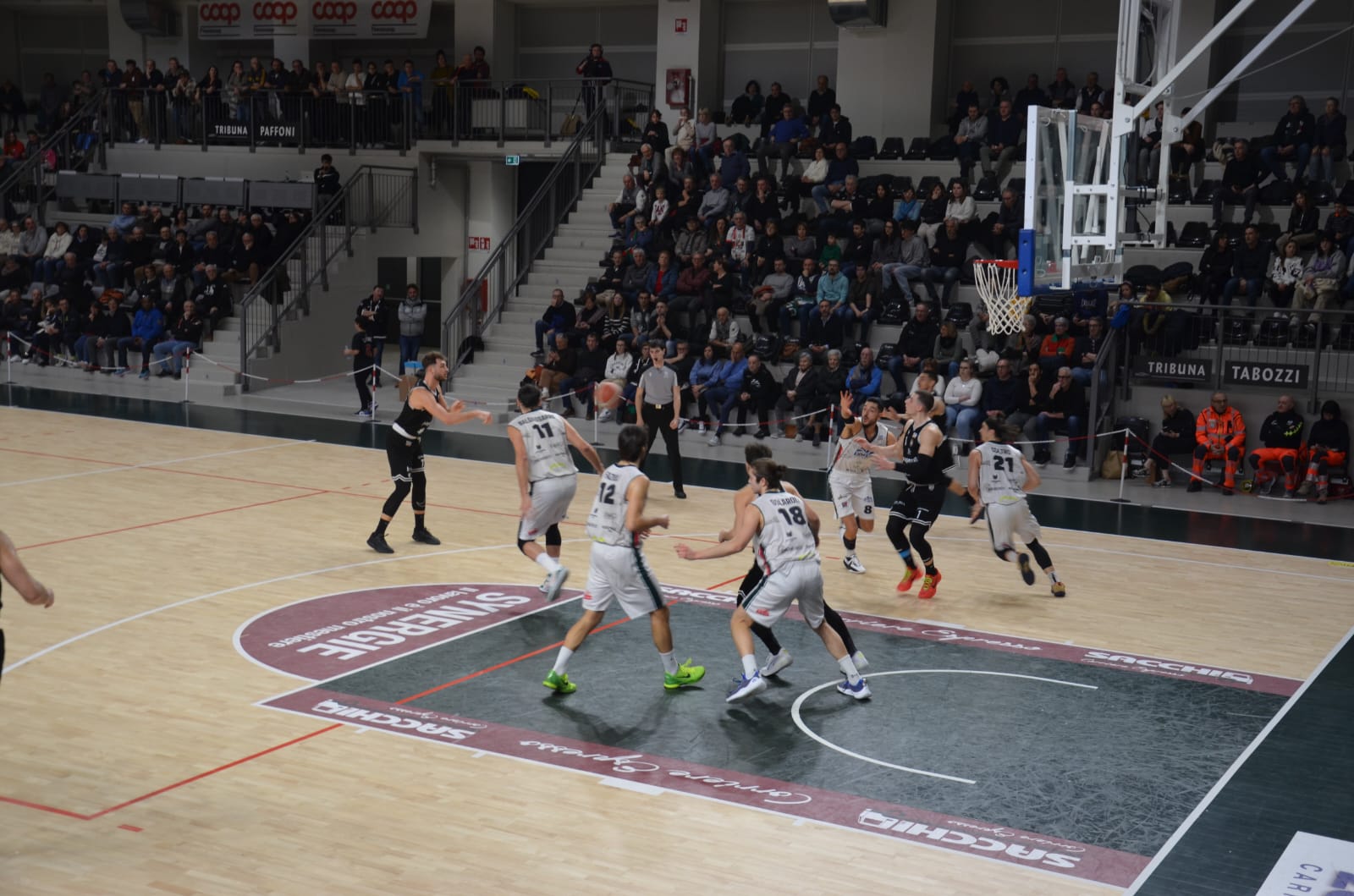 JUVE JUVE JUVE! La Paperdì Caserta sbanca Gravellona e resta aggrappata alla salvezza