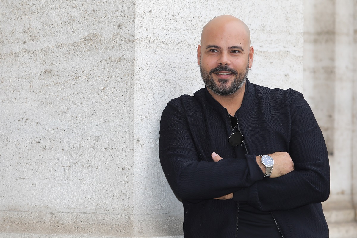 PAROLE DI IMMORTALE. Marco D’Amore non dimentica: “Cresciuto col mito della Juvecaserta ammirando la Casertana di Ravanelli, Petruzzi e Carbone”