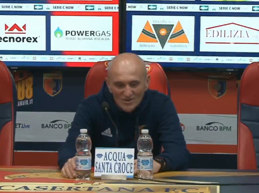 SALA STAMPA. Casertana, Cangelosi: “L’essenza del calcio è fare gol e noi l’abbiamo fatto. Per ora è un quarto posto nell’uovo di Pasqua”