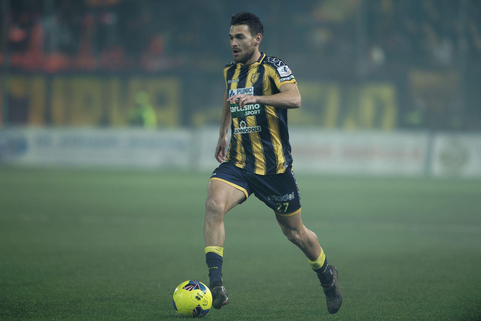 La Juve Stabia non sbaglia contro la Casertana. Al 94′ negato un rigore ai falchetti