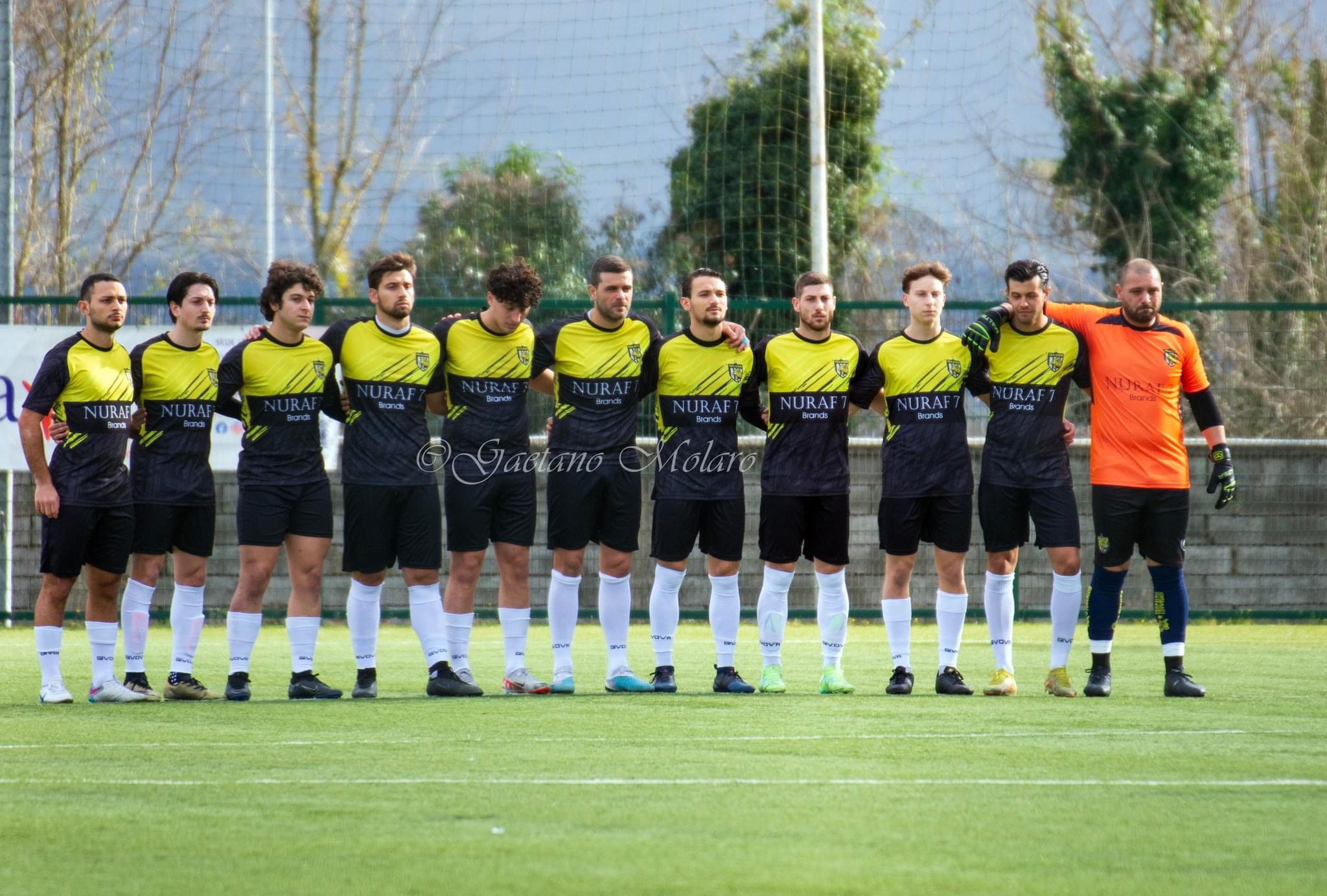 PARI CASALINGO PER LA FROLIBURIA. L’Isola di Procida risponde al goal di Simeoli