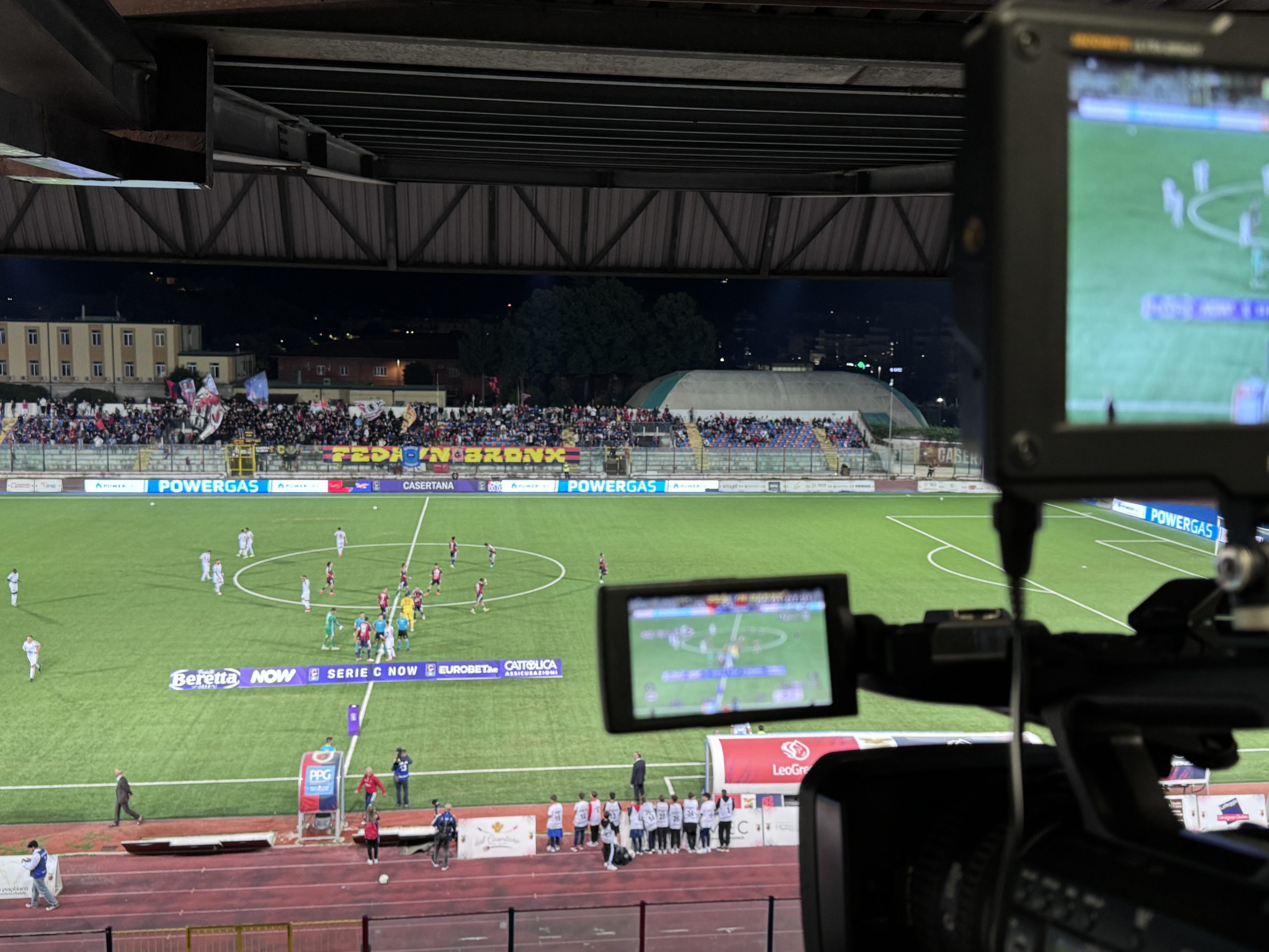 VIDEO. Casertana e Turris si annullano, i falchetti restano a secco di vittorie. La sintesi dell’incontro