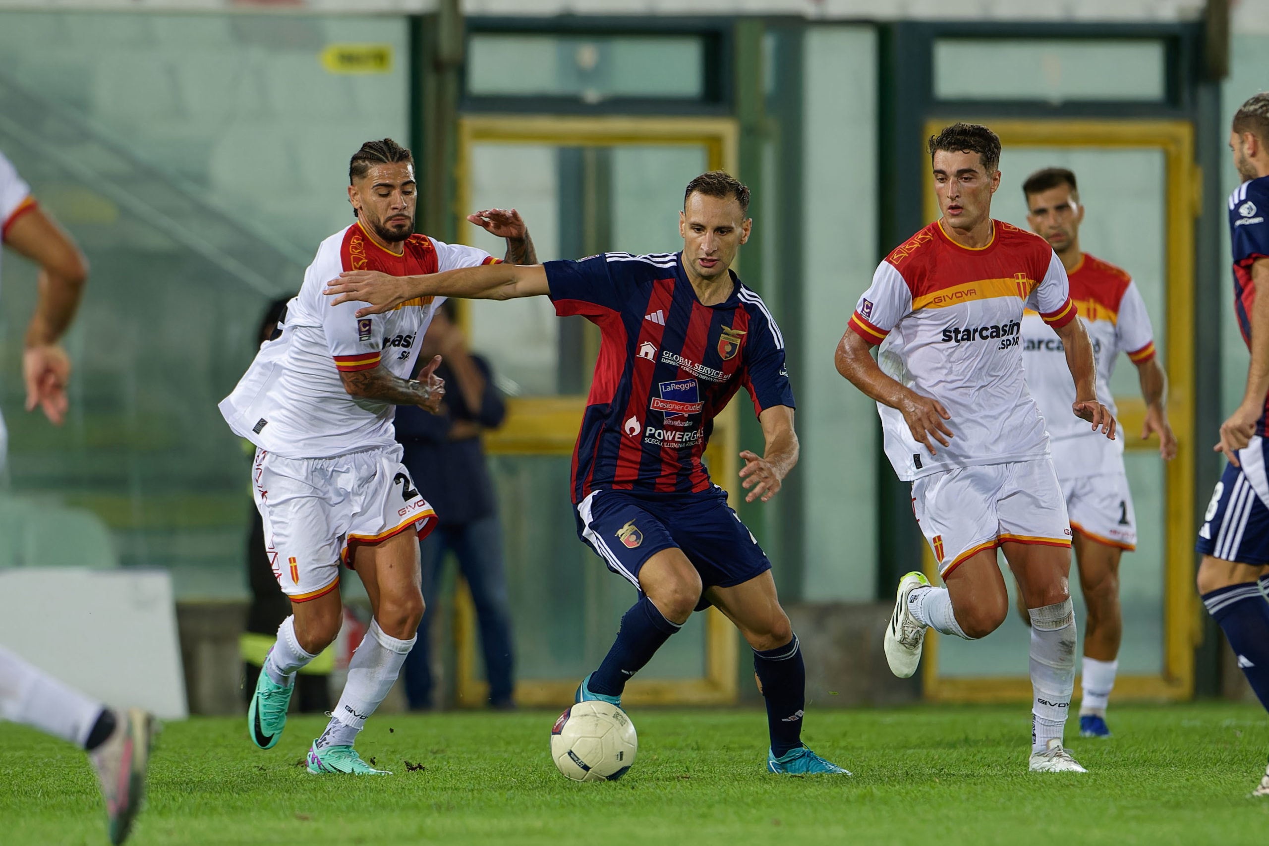 LE PAGELLE. Casertana, Falasca 5,5 mentre Iuliano è da 5. Bene Vilardi e Paglino