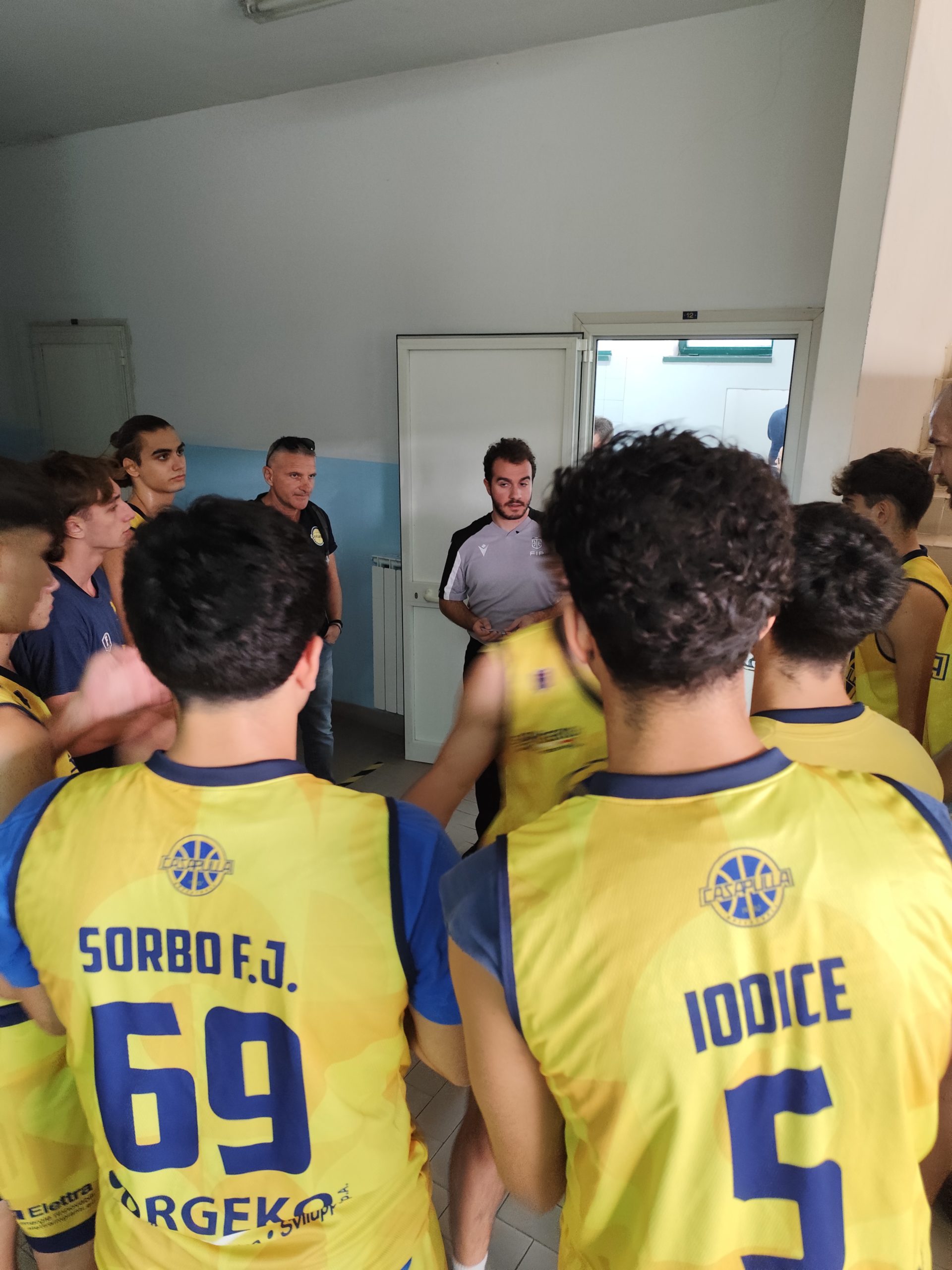 ESORDIO VINCENTE. Il Basket Casapulla vincen al fotofinish contro Casale