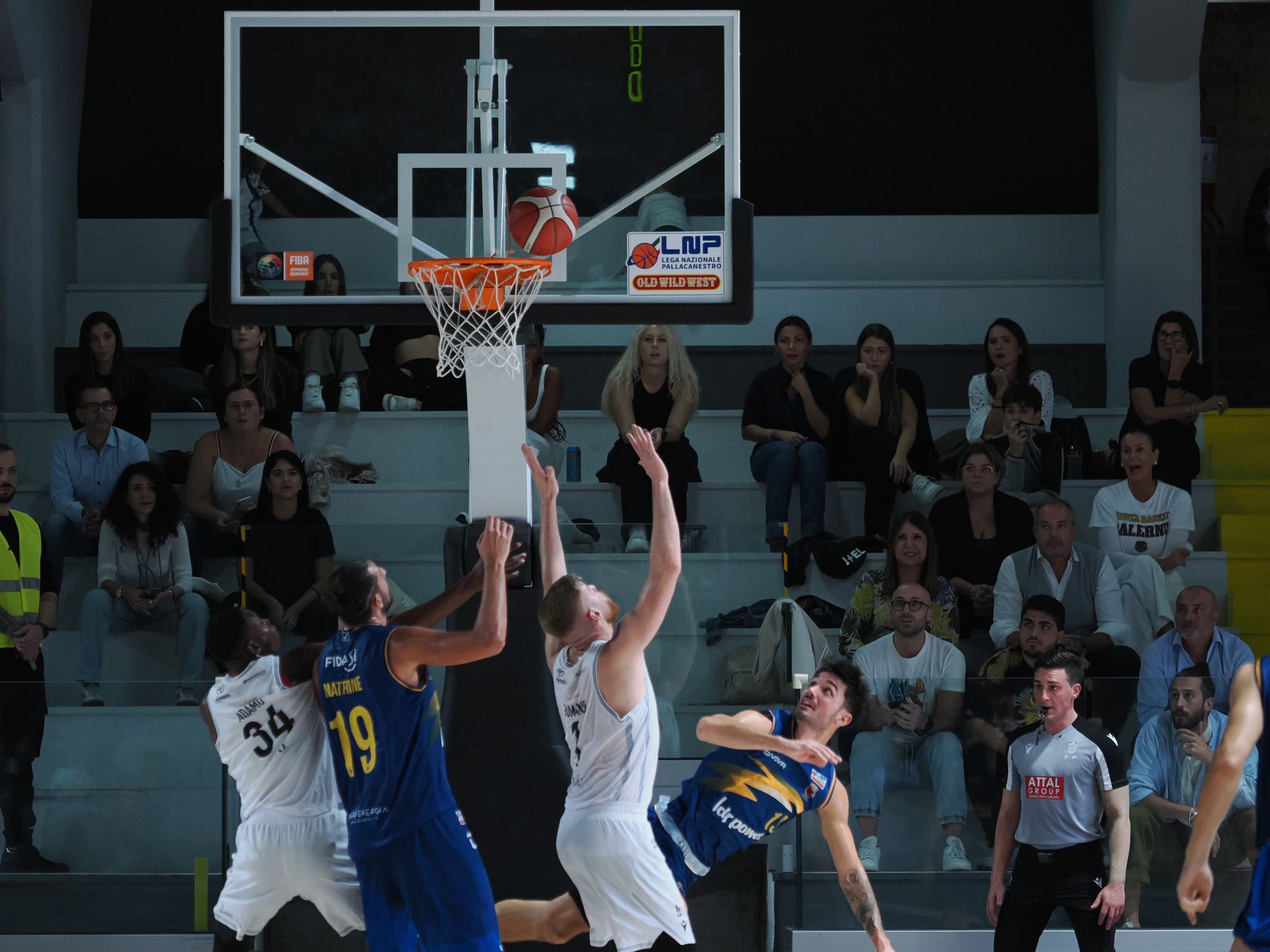 UN KO MERITATO. Brutta Juve, la Power Salerno ringrazia fa il colpo al ‘Palapiccolo’