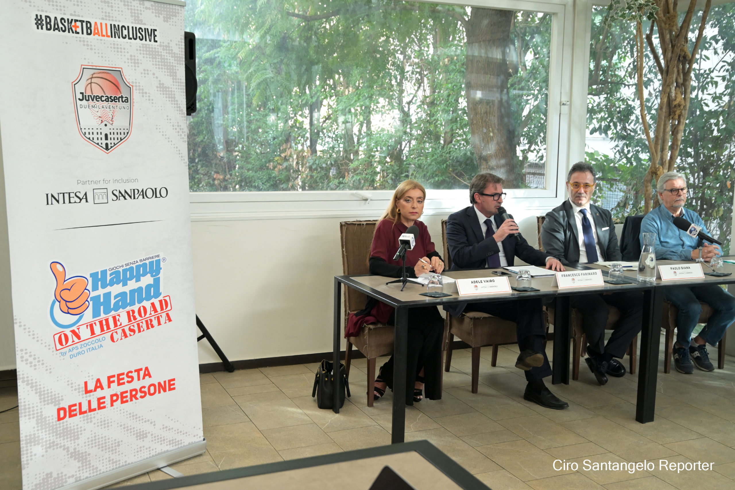 Un momento della conferenza