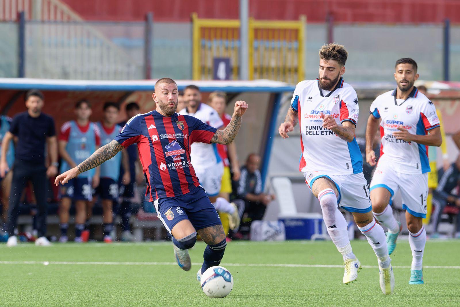 Il Catania non perdona, Casertana battuta in rimonta al Pinto. La fotogallery dell’incontro