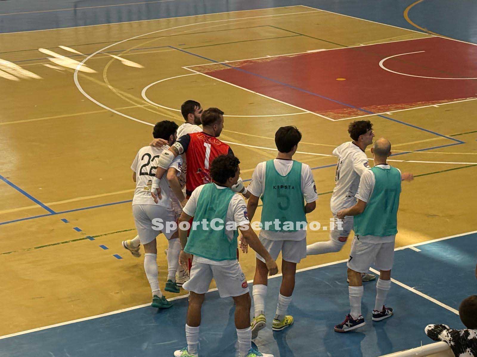 LE FOTO SHOCK. A Casagiove sfiorato il dramma: calcettista del Senise ricoverato d’urgenza in ospedale!