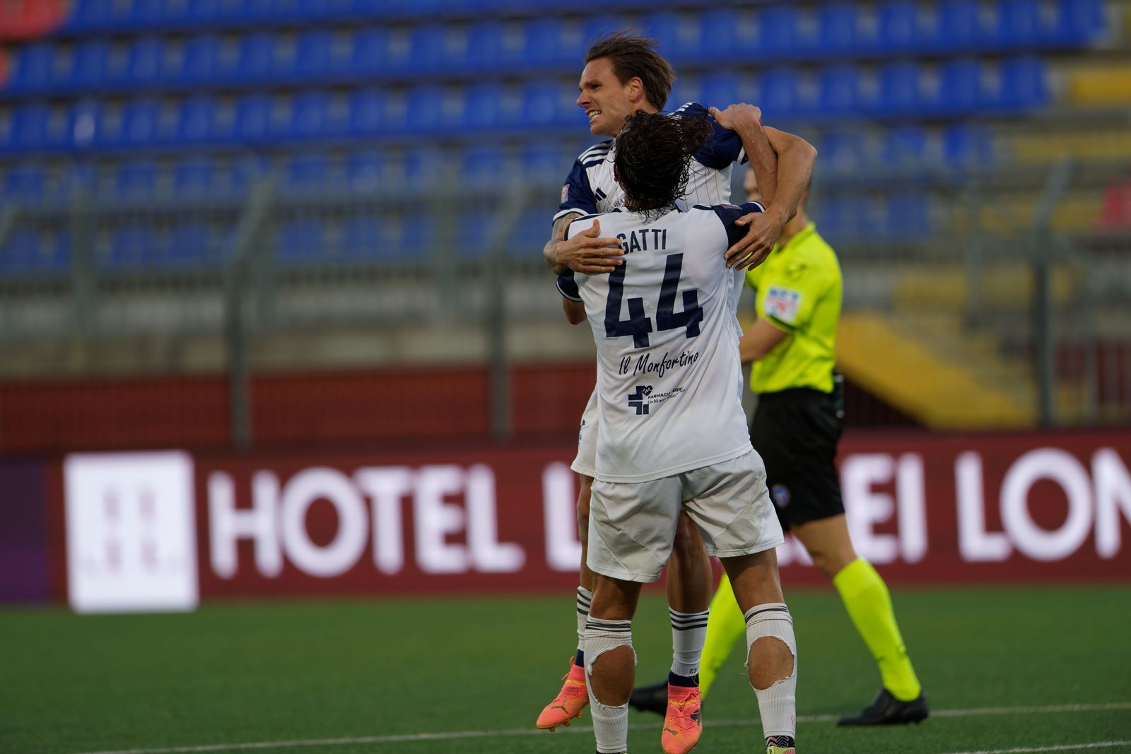 La Casertana si tiene stretta il pari a Potenza e acciuffa il Sorrento allo scadere. La fotogallery dell’incontro