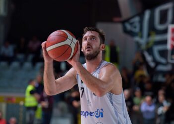 PAPERDI’ IN CAMPO SABATO. Azzaro chiama i tifosi: “A Scauri abbiamo bisogno anche del loro sostegno per battere Cassino”