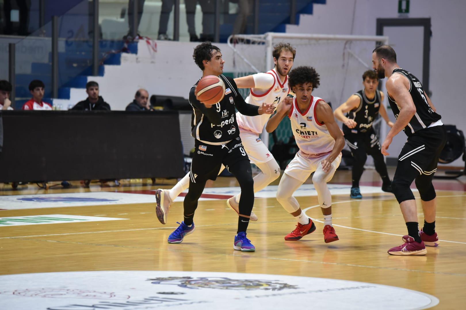 EXPLOIT BIANCONERO. La Paperdì Juvecaserta domina a Chieti e porta a casa la terza vittoria di fila