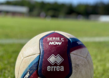 BLITZ CALABRESE. Casertana stratosferica, espugnato Crotone con una grande prova di squadra